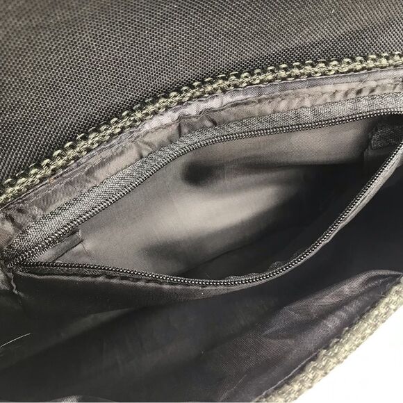 Boutique Black Burlap and Bead Medallion Summer Envelope Clutch Bag - Picture 11 of 13